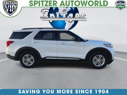 Used 2022 Ford Explorer XLT image 10