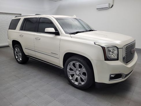 Used 2015 GMC Yukon Denali w/ Premium Package image 11