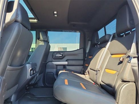 Used 2021 GMC Sierra 1500 AT4 w/ AT4 Premium Package image 14