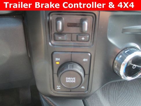 Used 2024 Ford F350 Platinum image 20