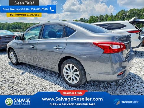 Used 2018 Nissan Sentra SV FWD image 3