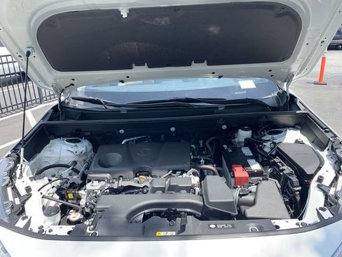 Certified 2025 Toyota RAV4 LE FWD image 16
