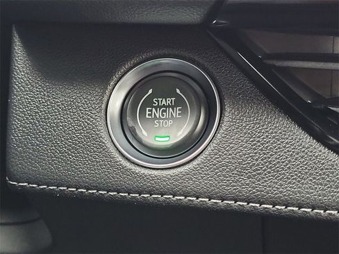 Used 2026 Buick Enclave Preferred image 17