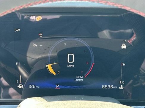 Used 2025 Chevrolet Trax RS image 14