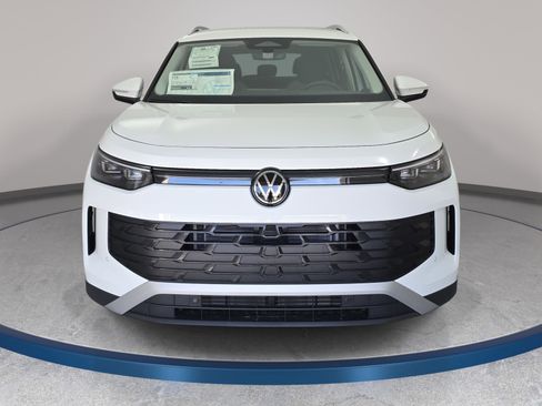 New 2026 Volkswagen Tiguan S FWD image 2