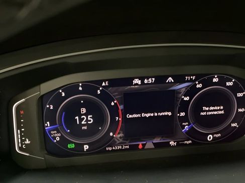 Certified 2024 Volkswagen Tiguan SEL R-Line AWD/4WD image 8