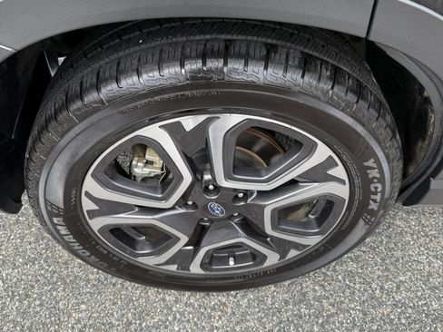 Used 2023 Subaru Ascent Limited AWD/4WD image 11