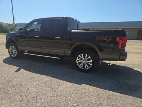 Used 2015 Ford F150 Lariat w/ Equipment Group 502A Luxury AWD/4WD image 9