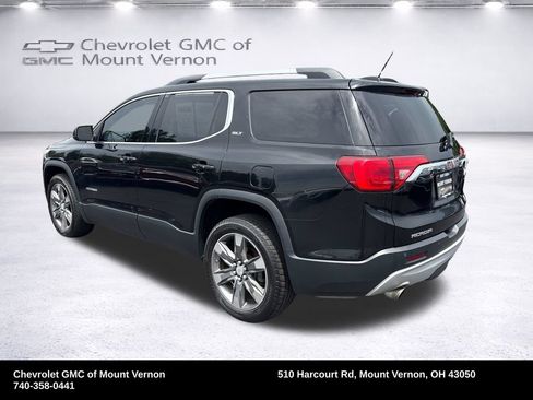 Used 2017 GMC Acadia SLT AWD/4WD image 3
