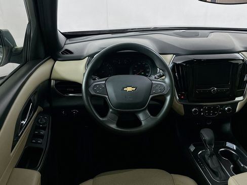 Used 2023 Chevrolet Traverse LS w/ Safety Package FWD image 17