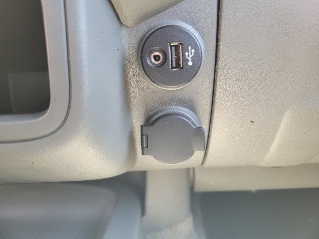 Used 2018 Nissan Frontier SV AWD/4WD image 25