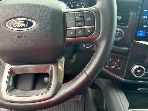 Used 2023 Ford Expedition Limited RWD image 23