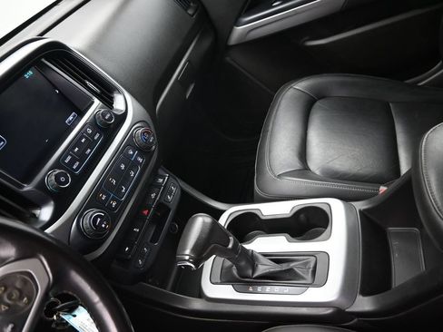 Used 2017 Chevrolet Colorado LT w/ Midnight Edition AWD/4WD image 14