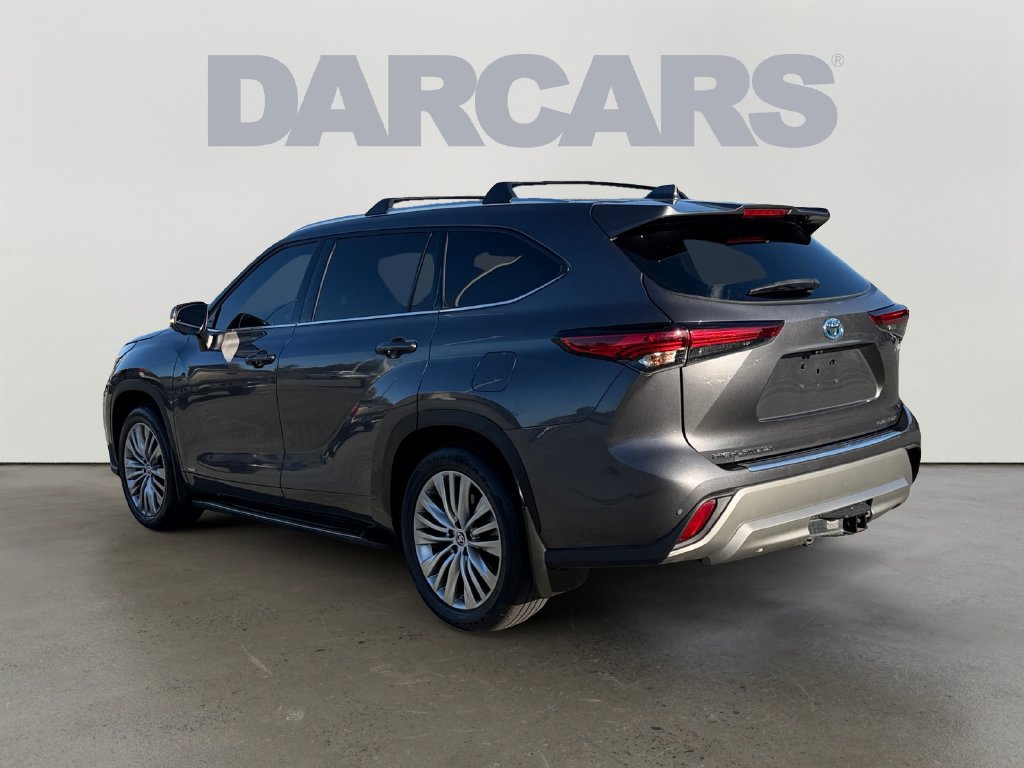 Used 2023 Toyota Highlander Platinum AWD/4WD image 4