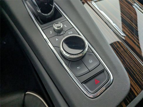 Used 2023 Cadillac Escalade ESV Premium Luxury image 23