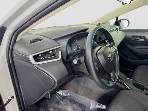 Used 2024 Toyota Corolla LE FWD image 22