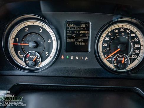 Used 2015 RAM 2500 Tradesman w/ Chrome Appearance Group image 17