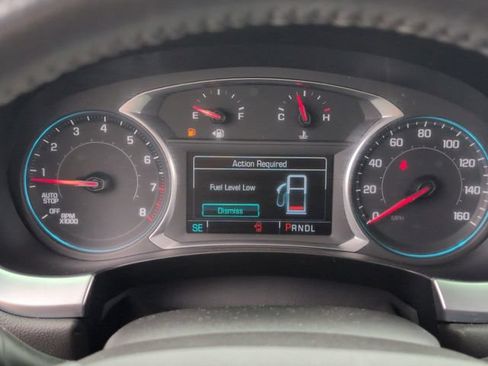 Used 2019 Chevrolet Traverse LT FWD image 13