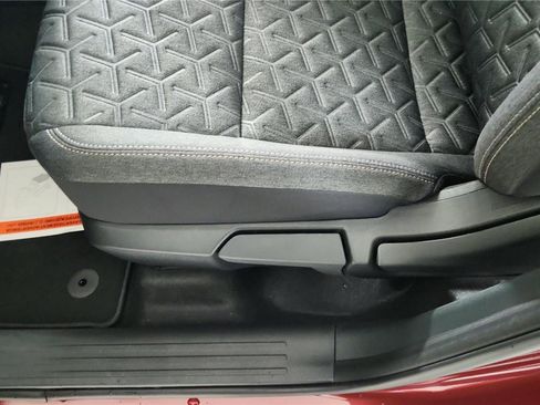 New 2026 Nissan Kicks SV w/ Charging Package image 17