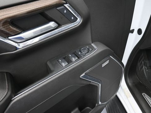 Used 2024 Chevrolet Silverado 1500 LT Trail Boss w/ LT Trail Boss Premium Package image 13