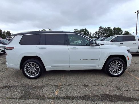 Certified 2023 Jeep Grand Cherokee L Summit AWD/4WD image 32