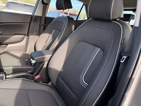 New 2026 Hyundai Venue SEL FWD image 10