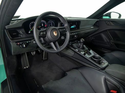 Certified 2026 Porsche 911 GT3 RWD image 15