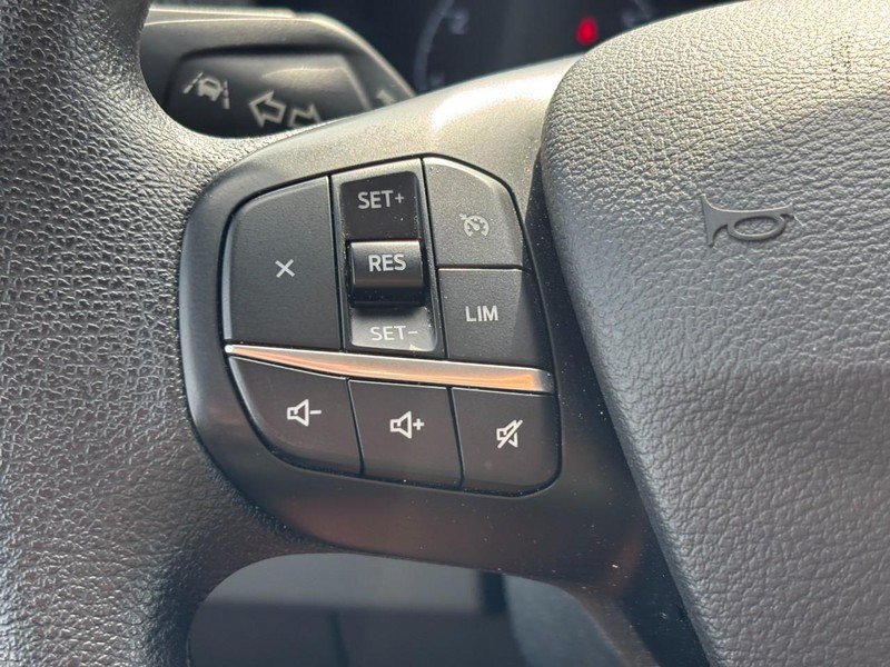 Used 2025 Ford Transit 350 XLT RWD image 20