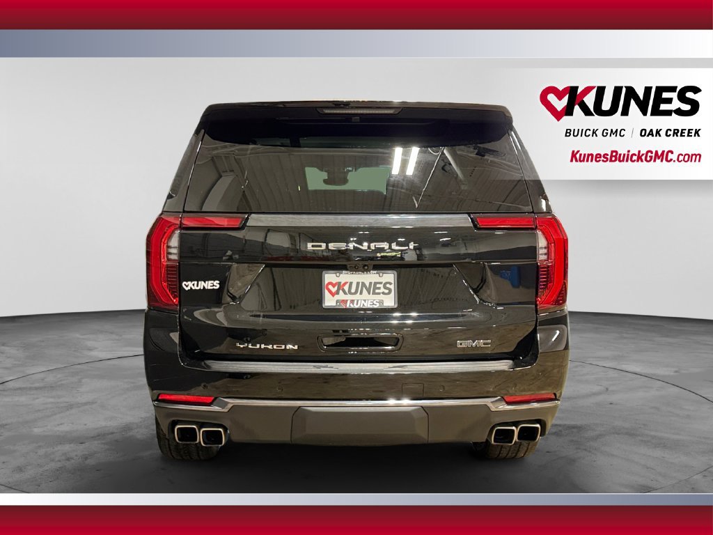Used 2025 GMC Yukon Denali Ultimate w/ LPO, Floor Liner Package AWD/4WD image 9