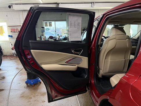 Used 2019 Acura RDX AWD w/ Advance Package image 16