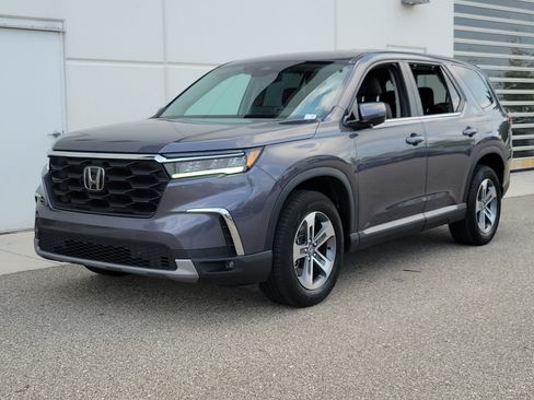 Used 2024 Honda Pilot EX-L image 3