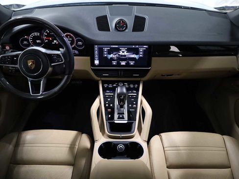Used 2019 Porsche Cayenne AWD/4WD image 26