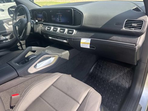 Used 2025 Mercedes-Benz GLE 450e 4MATIC image 14