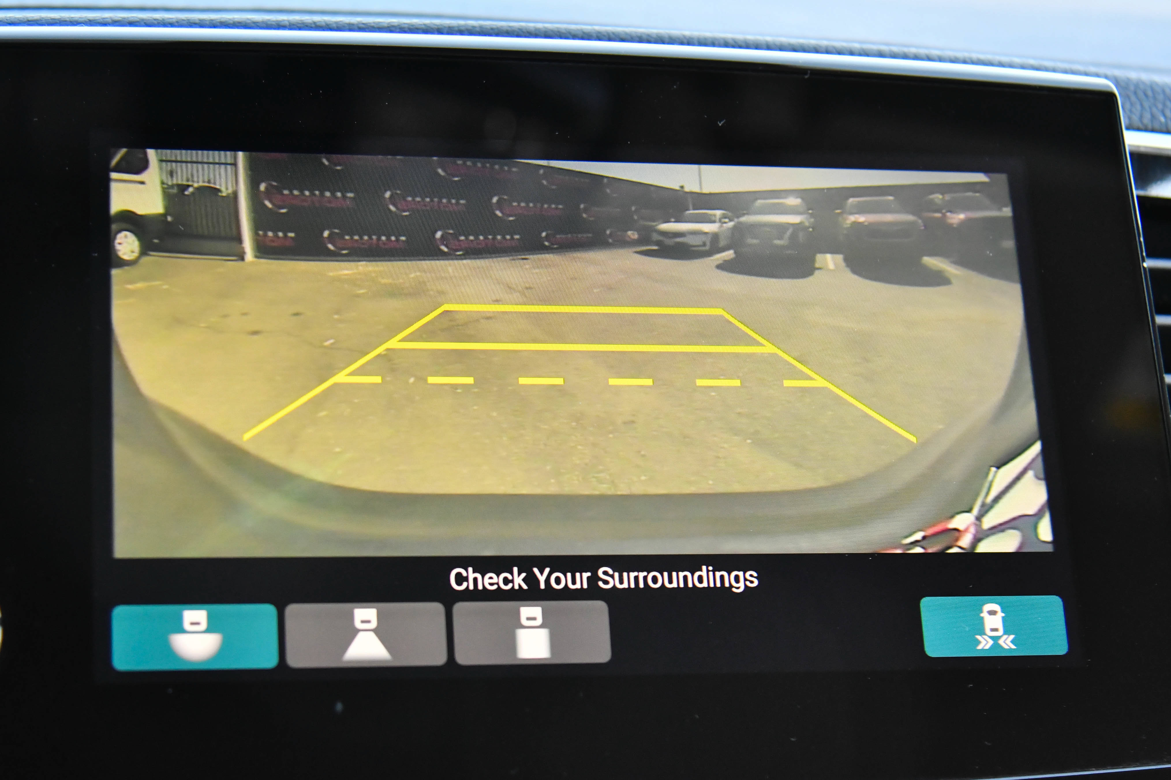 Used 2021 Honda Pilot EX image 19