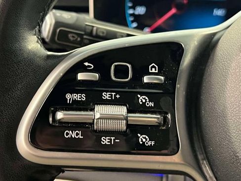 Certified 2022 Mercedes-Benz GLE 350 4MATIC image 21