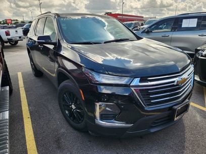 Used 2023 Chevrolet Traverse LT