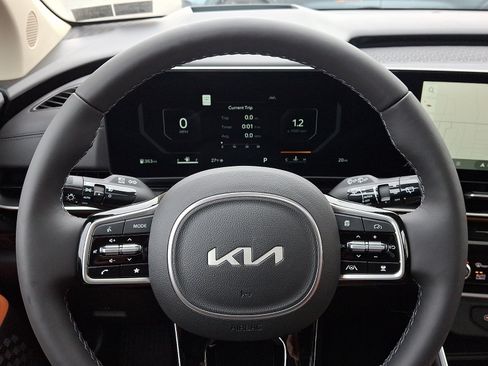 New 2026 Kia Carnival SX Prestige FWD image 14