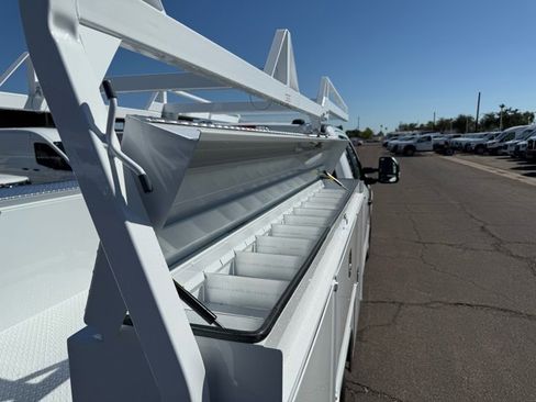 New 2026 Ford F250 XL w/ XL Chrome Package image 13