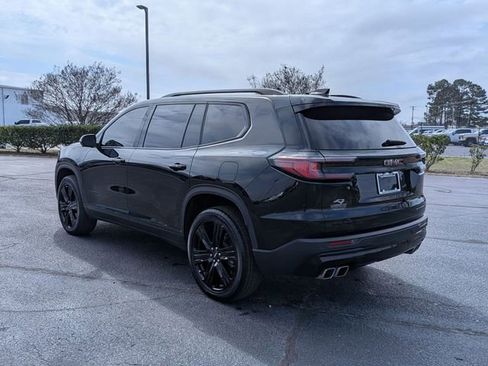 Used 2024 GMC Acadia Elevation w/ Black Edition image 5