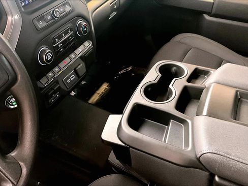 Used 2025 Chevrolet Silverado 1500 W/T w/ Z71 Off-Road Package image 16