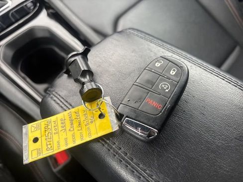 Used 2024 Jeep Compass Limited image 38