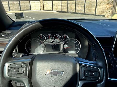 Used 2021 Chevrolet Suburban Z71 w/ Max Trailering Package image 15