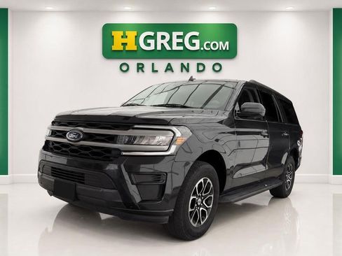 Used 2022 Ford Expedition Max XLT RWD image 4
