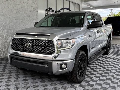 Used 2021 Toyota Tundra SR5 w/ SR5 Upgrade Package RWD image 2