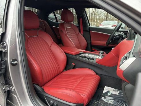 Used 2023 Genesis G70 2.0T w/ Sport Prestige Package image 9