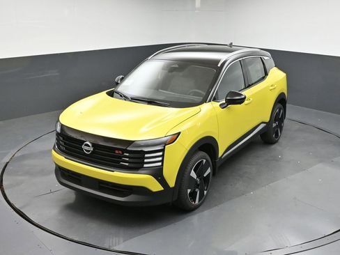 New 2026 Nissan Kicks SR image 30