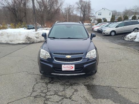 Used 2014 Chevrolet Captiva Sport LT w/ Convenience Package image 2