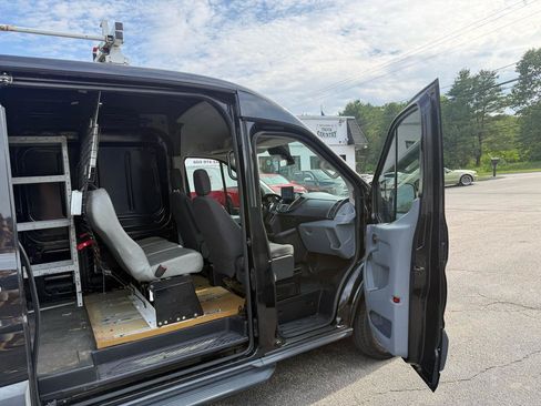 Used 2015 Ford Transit 250 148 Medium Roof RWD image 20