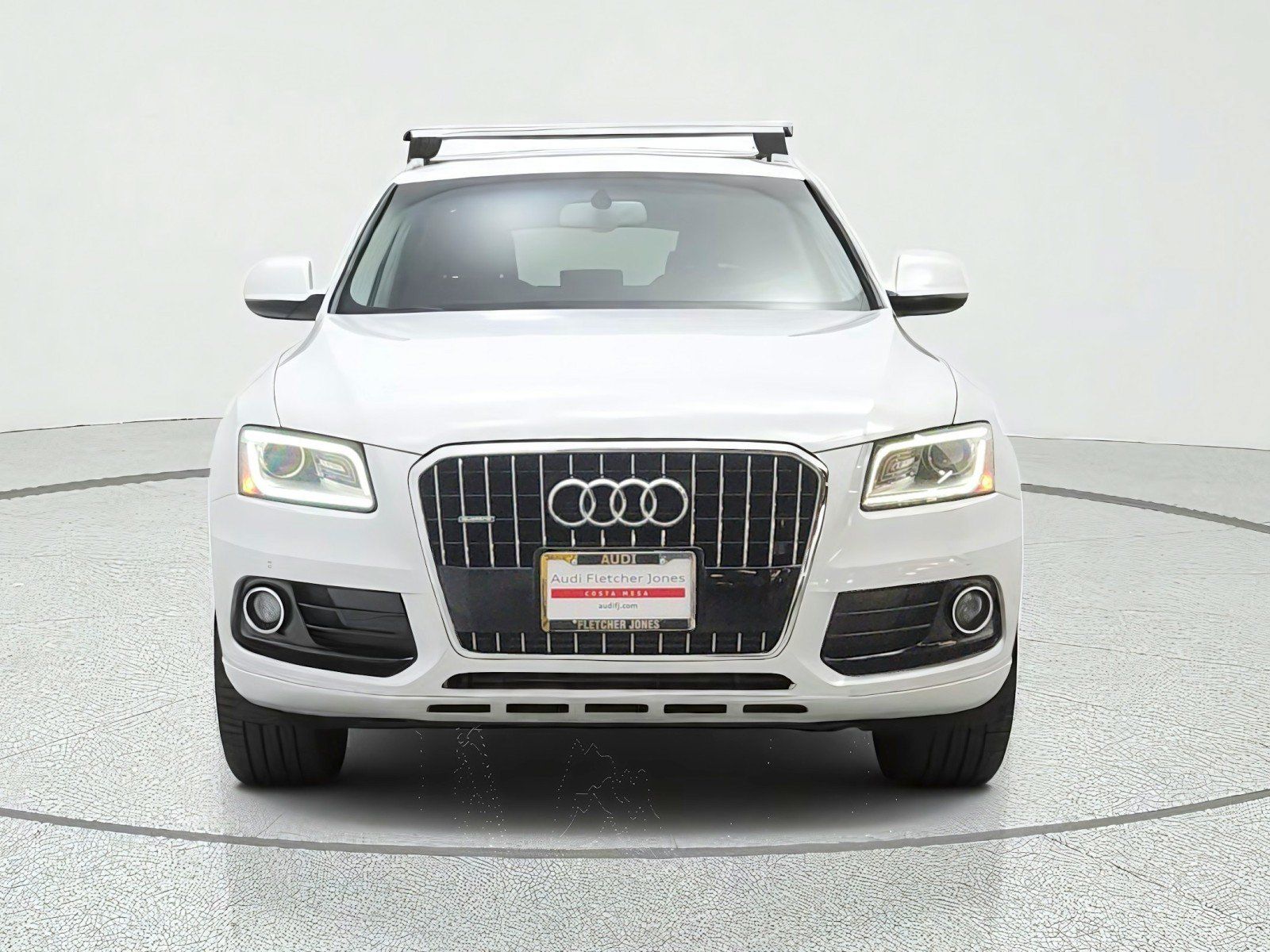 Used 2016 Audi Q5 2.0T Premium Plus w/ Technology Package AWD/4WD image 2