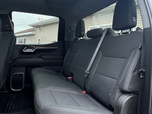 Used 2022 Chevrolet Silverado 1500 LT image 11